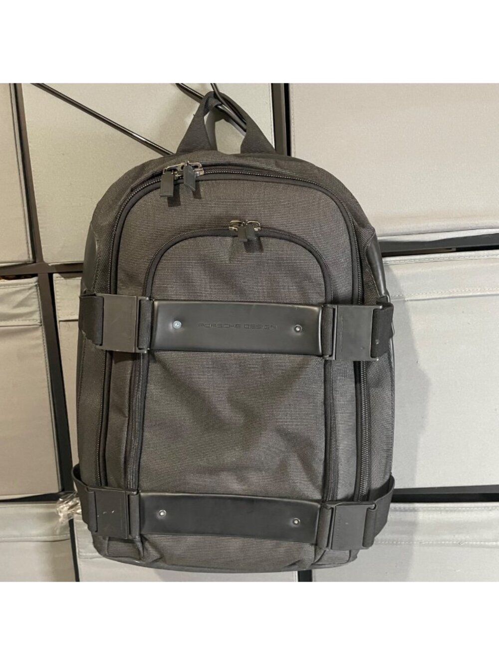 Porsche Design Cargon 17'' Laptop-Backpack - Titan Black P’2000